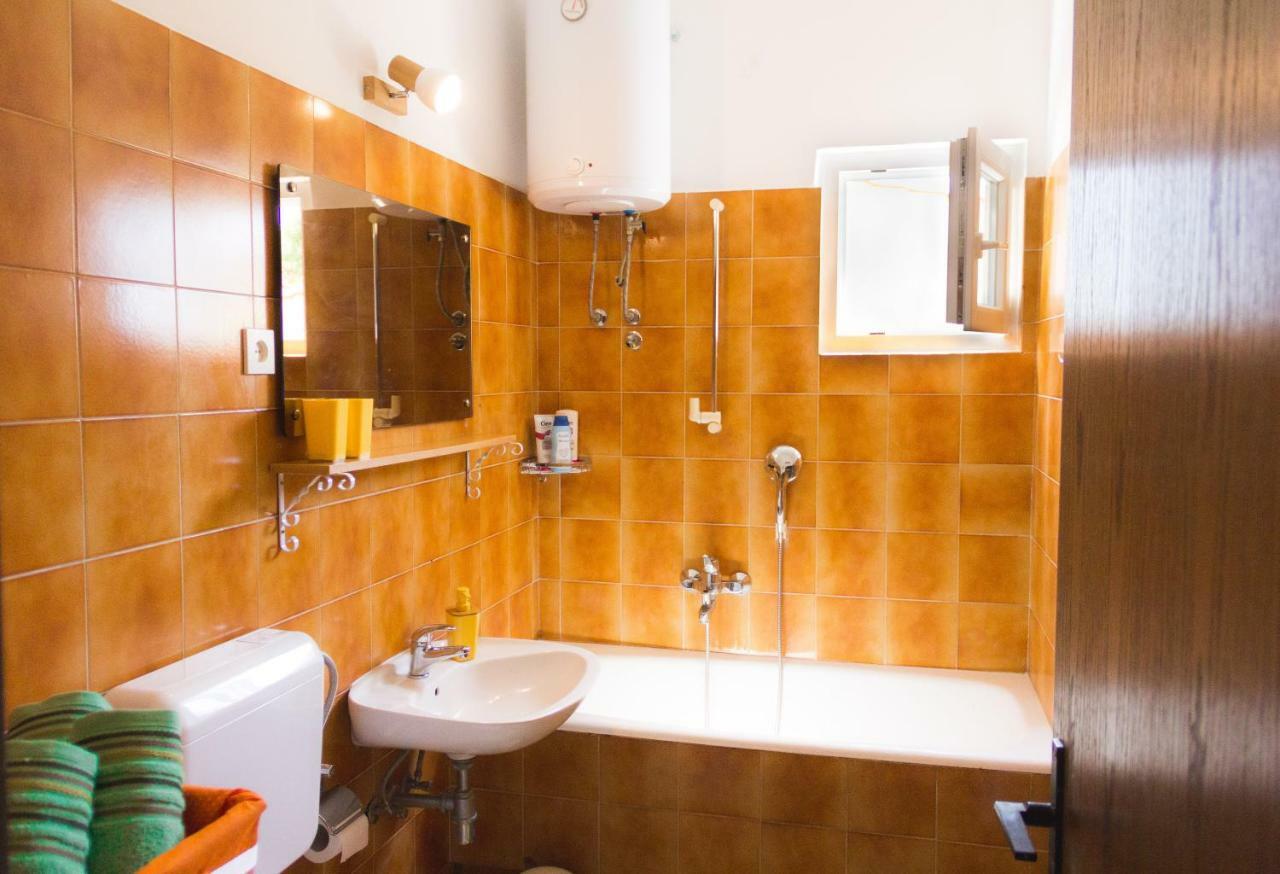 Holiday Home Laurea 수페타르 외부 사진